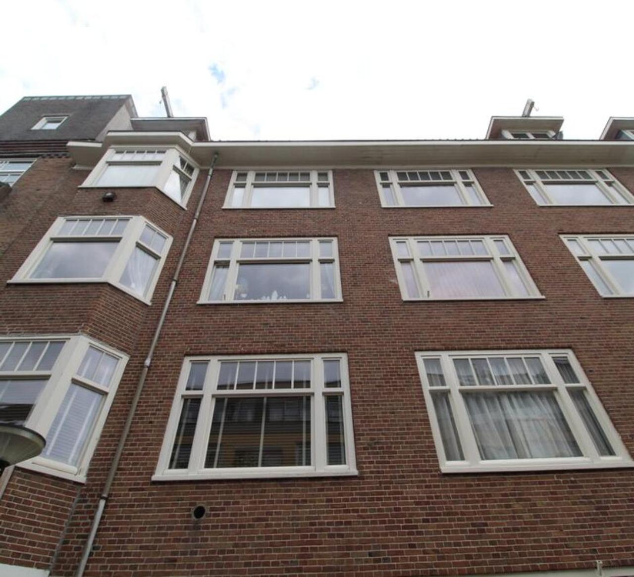 70 m² appartement met balkon in De Baarsjes - Afbeelding 1