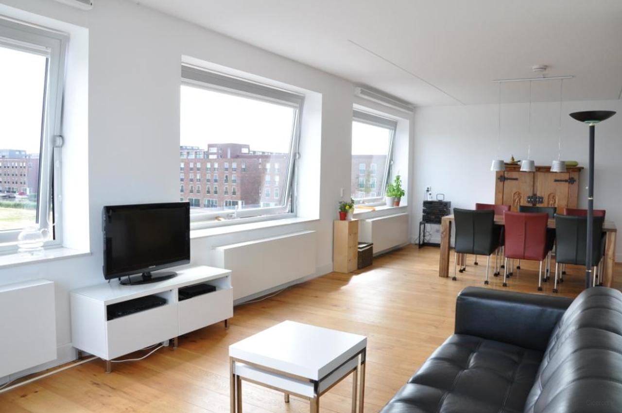 101 m2 hoekappartement met uitzicht op het IJmeer - Afbeelding 2
