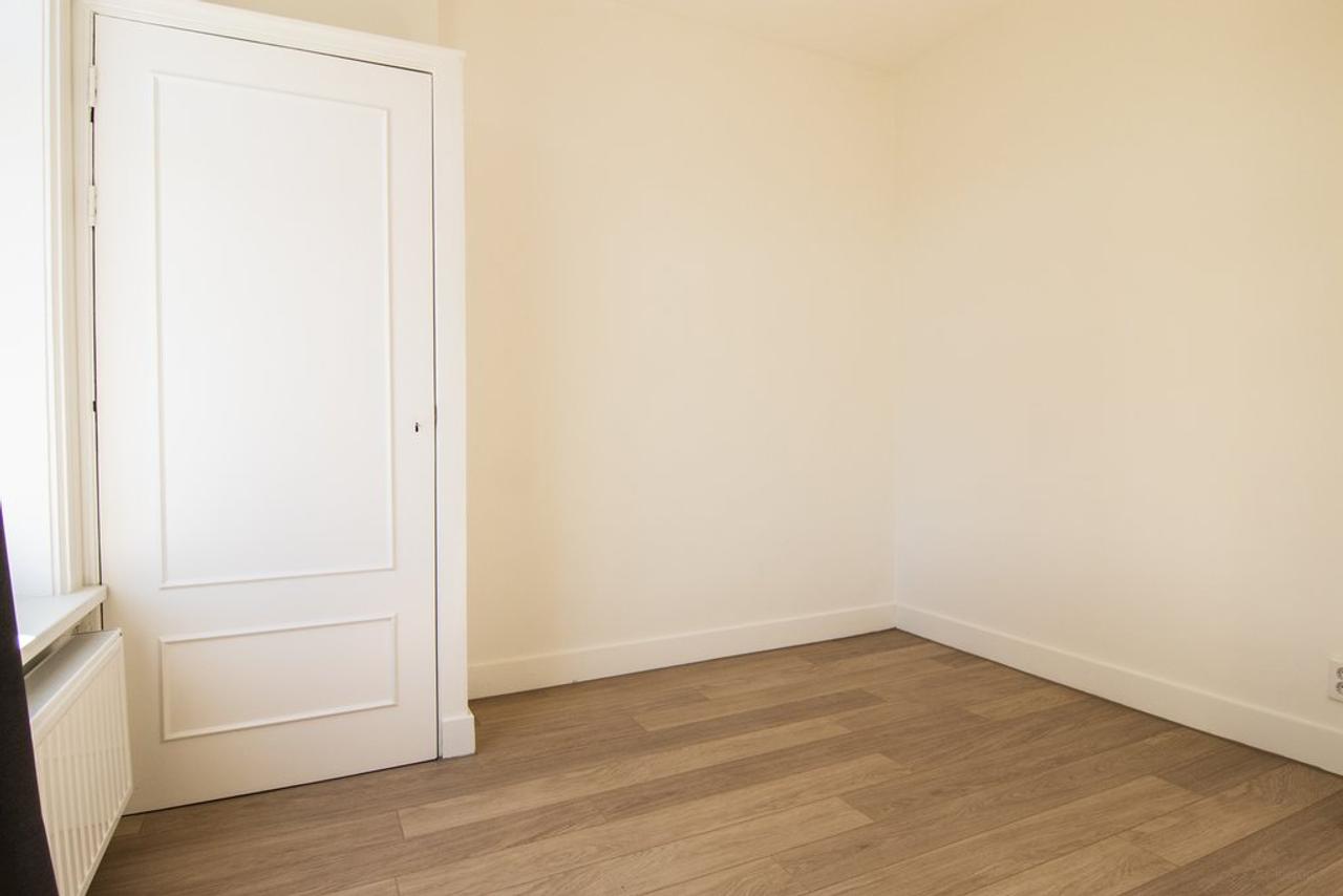 Licht 3-kamerappartement in Rivierenbuurt - Afbeelding 6