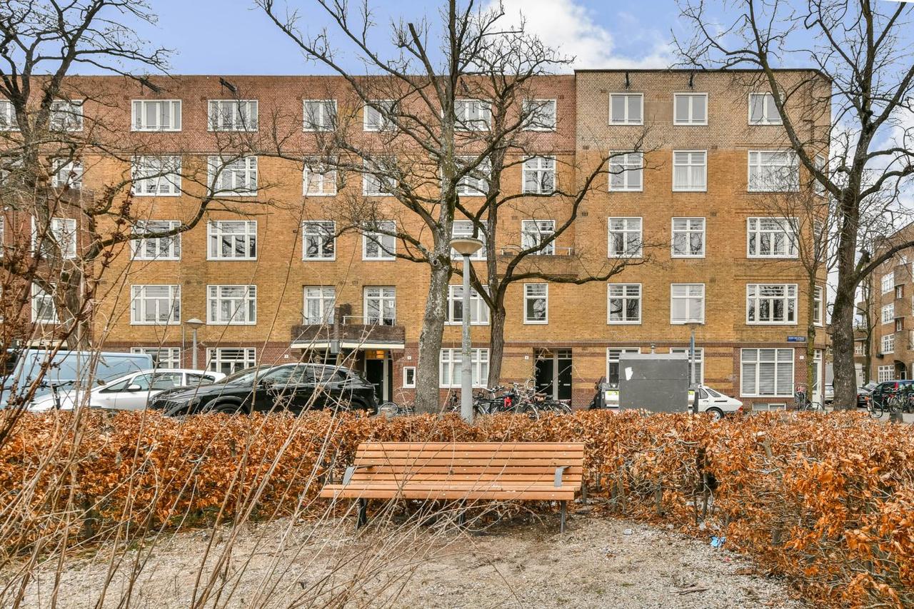 Licht 3-kamerappartement in Rivierenbuurt - Afbeelding 14