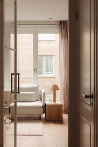Gemeubileerd 3-kamerappartement in De Pijp - Afbeelding 3