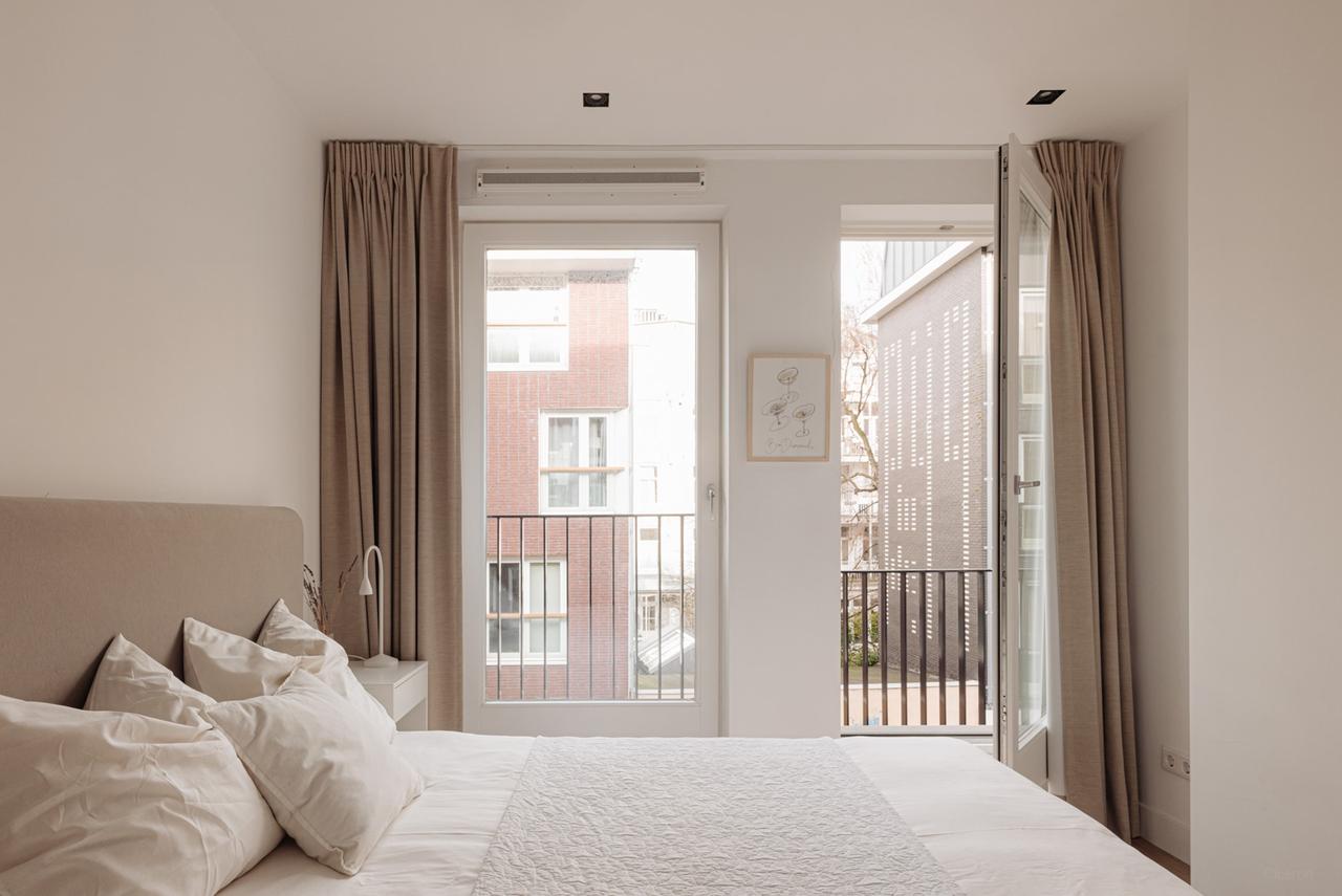 Gemeubileerd 3-kamerappartement in De Pijp - Afbeelding 12