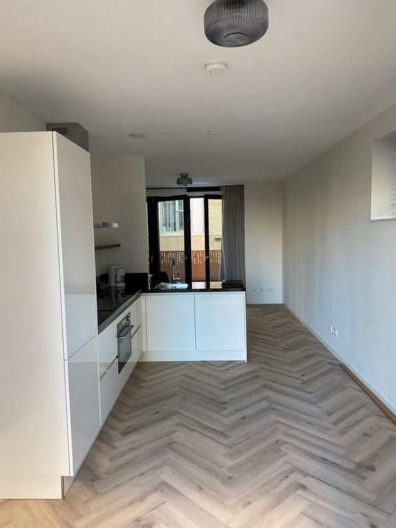 Begane grond appartement met tuin in Zeeburg - Afbeelding 4