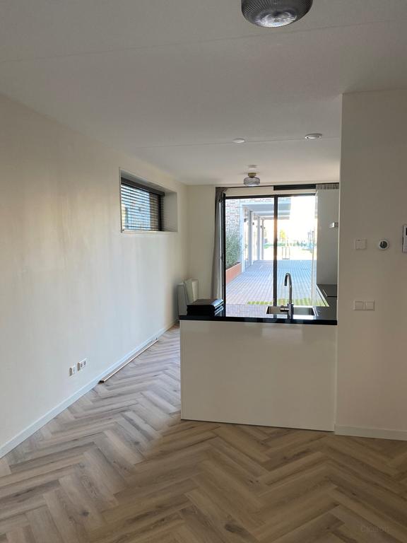 Begane grond appartement met tuin in Zeeburg - Afbeelding 5