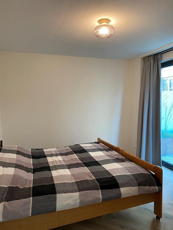 Begane grond appartement met tuin in Zeeburg - Afbeelding 8