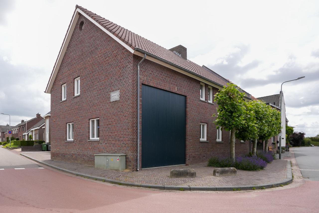 Halfvrijstaand huis met 5 slk in Termaar - Afbeelding 1