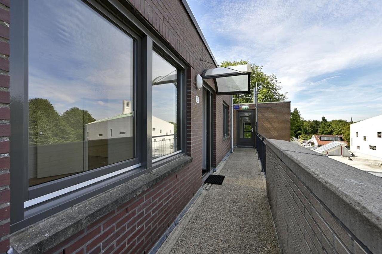 Zonnig 3-kamerappartement met balkon - Afbeelding 4