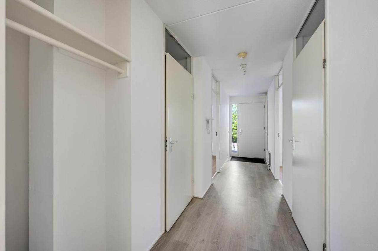 Zonnig 3-kamerappartement met balkon - Afbeelding 6
