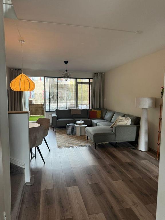 3-slaapkamer maisonnette met zonnig balkon - Afbeelding 8