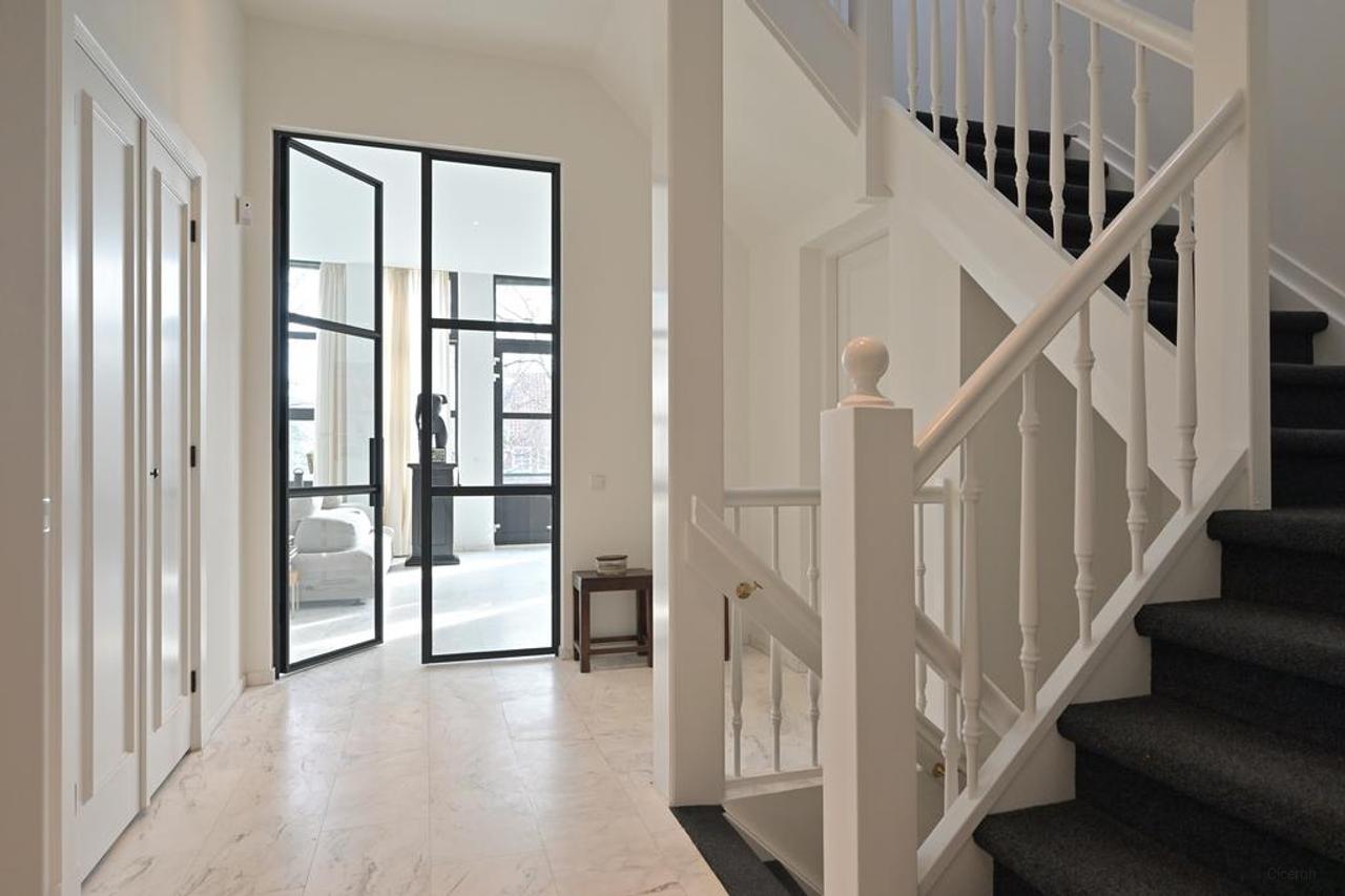 200 m² appartement met lift en garage - Afbeelding 6