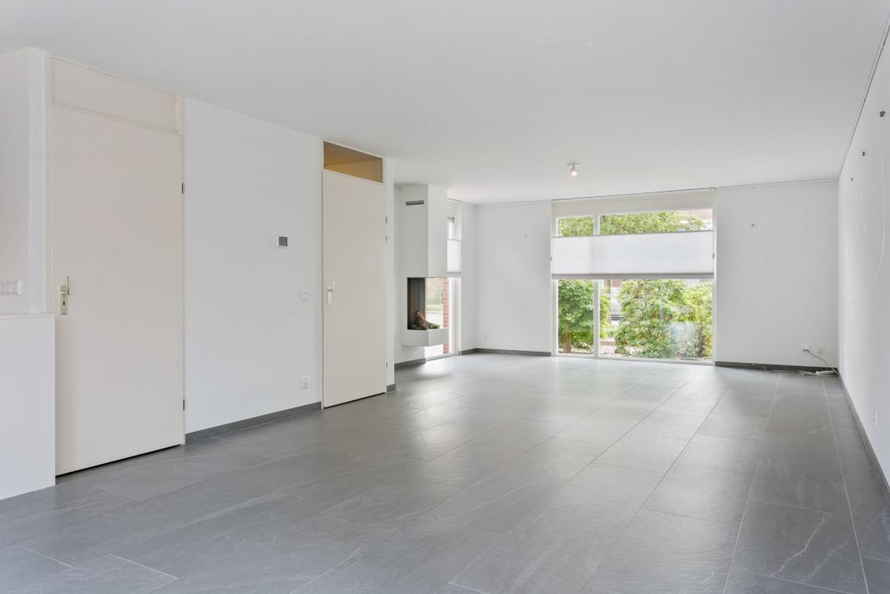 4-slaapkamer huis met tuin in Genoenhuis - Afbeelding 3