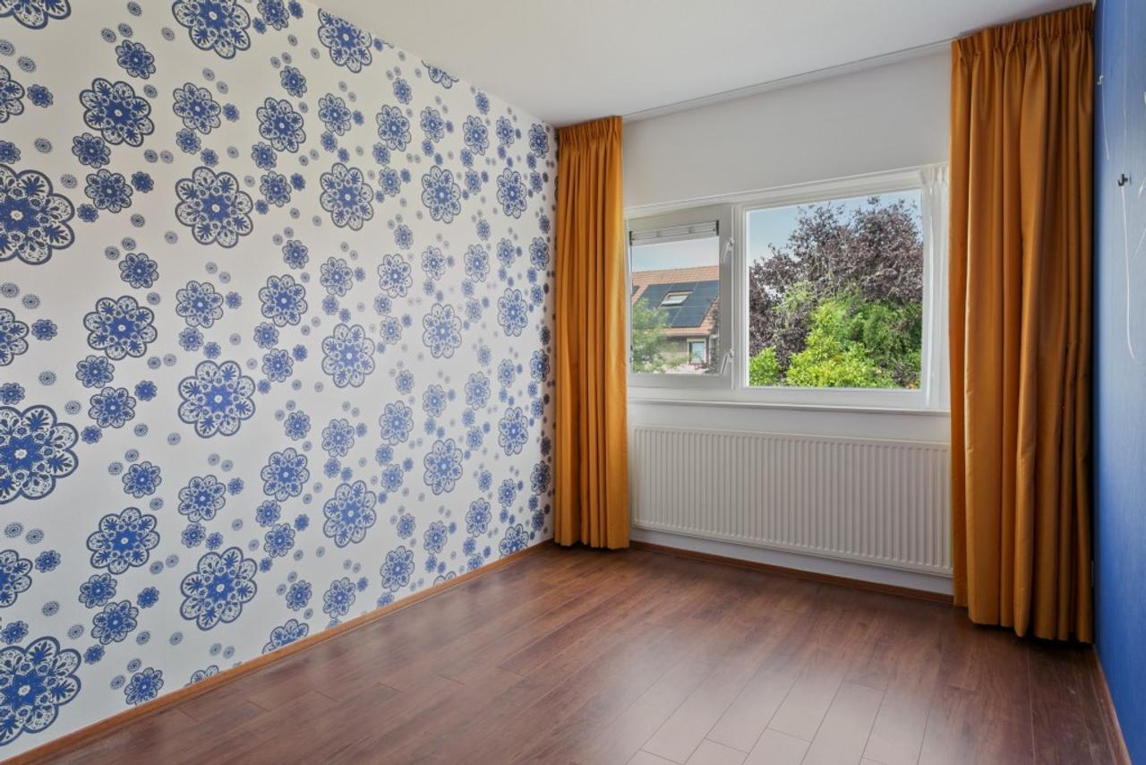 4-slaapkamer huis met tuin in Genoenhuis - Afbeelding 15