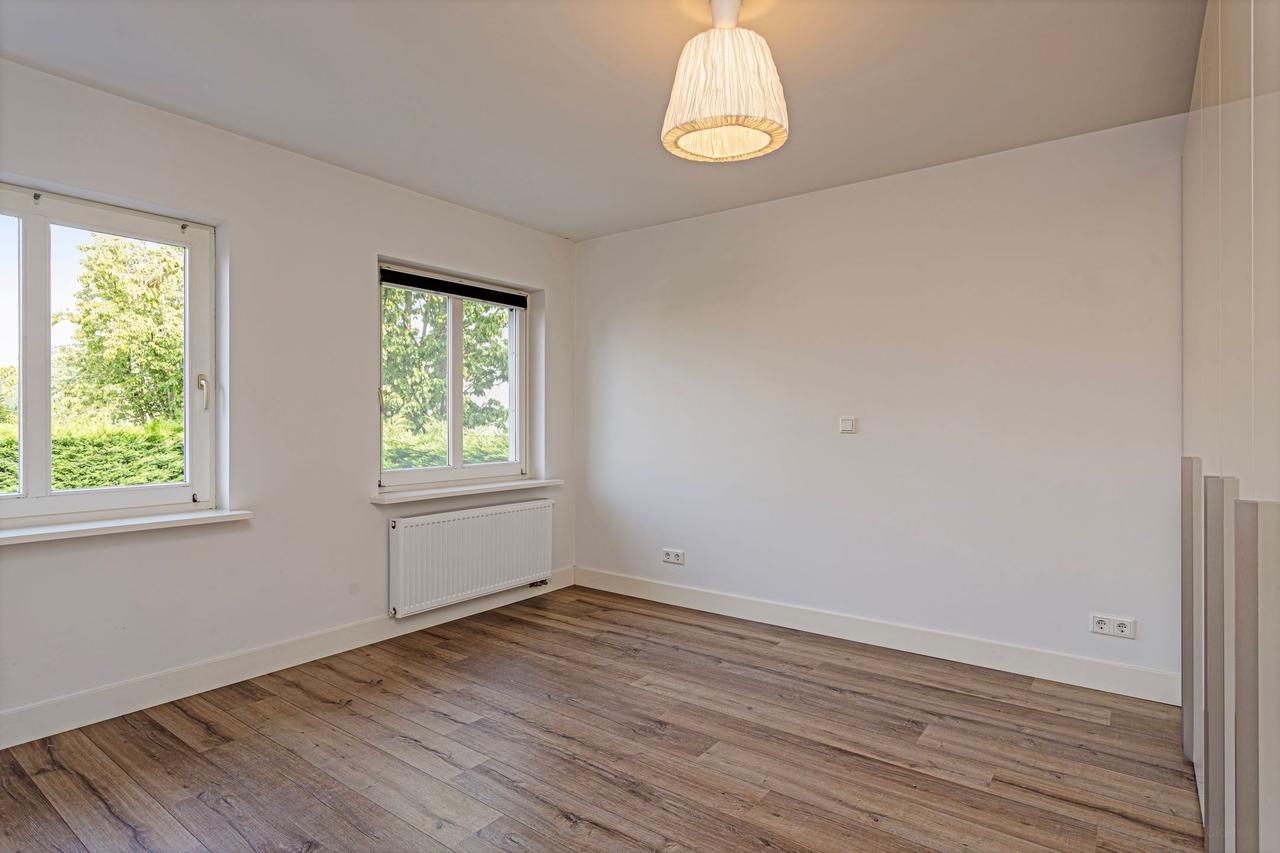 Hoekhuis met 5 slaapkamers vlakbij centrum - Afbeelding 10
