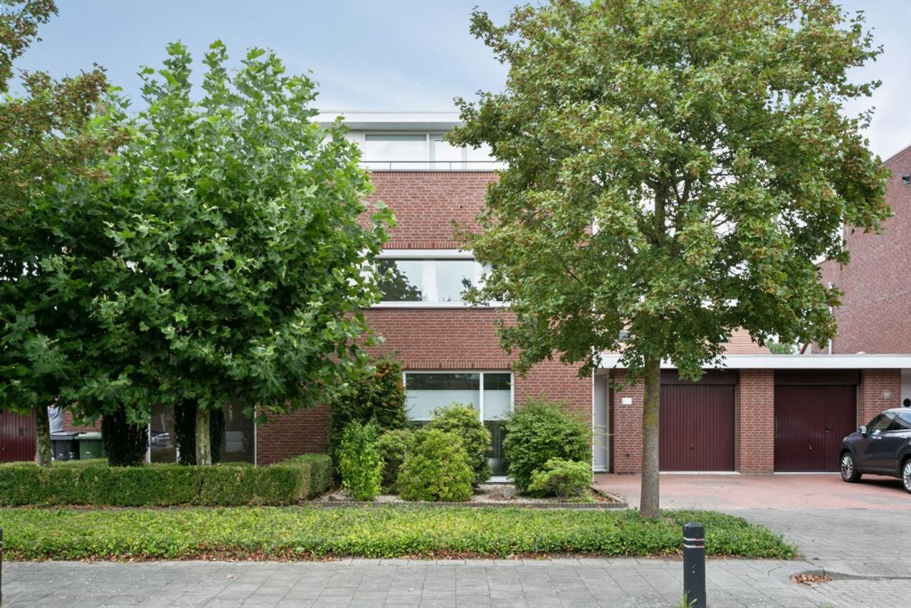 Eengezinswoning met 4 slaapkamers en tuin - Afbeelding 2
