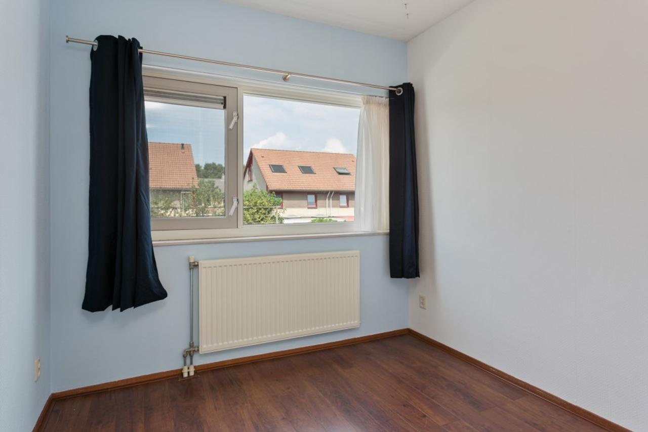 Eengezinswoning met 4 slaapkamers en tuin - Afbeelding 16