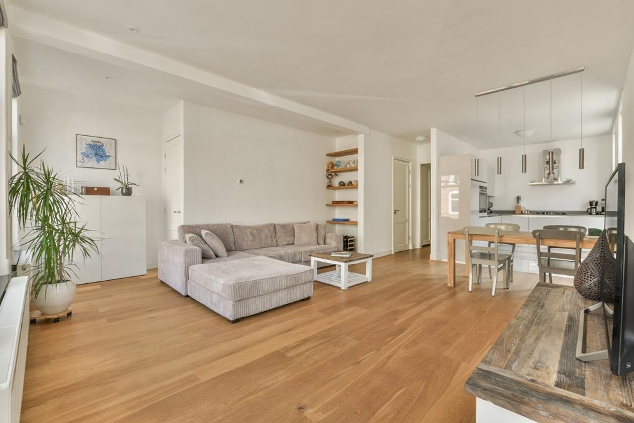 Gemeubileerd 3-kamerappartement in Zuid - Afbeelding 4