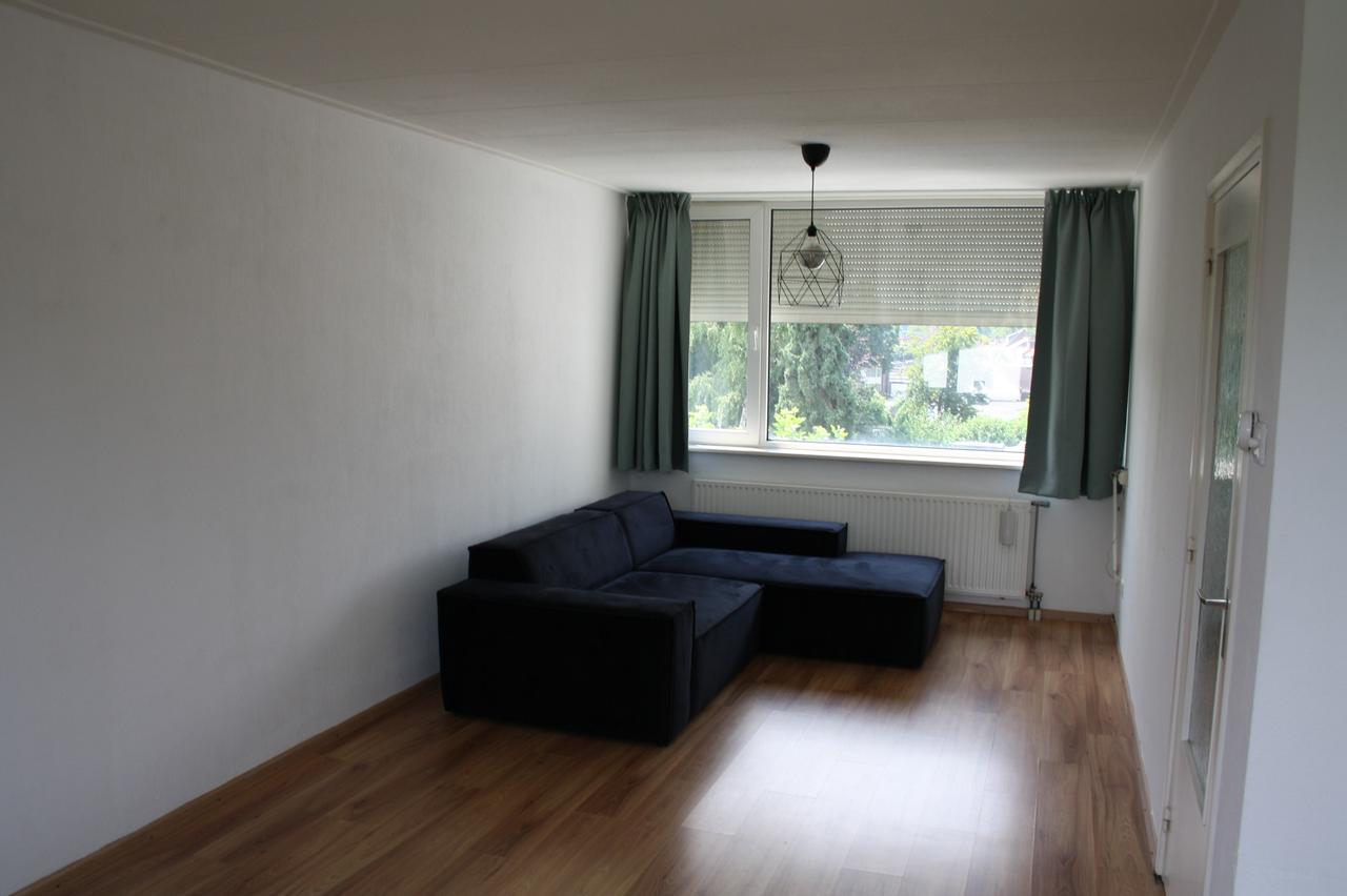 Licht 2e etage appartement met balkon - Afbeelding 3