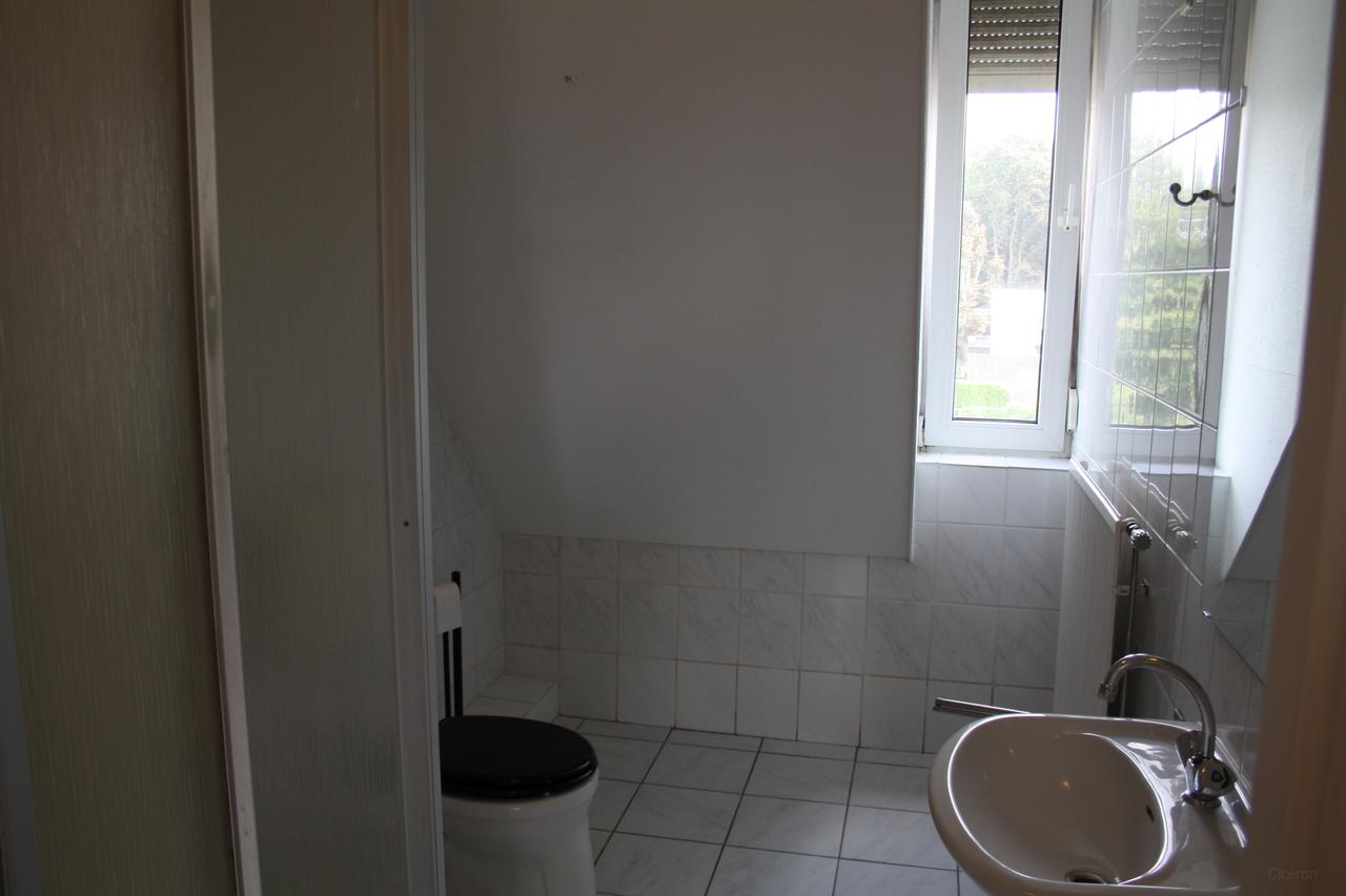 Licht 2e etage appartement met balkon - Afbeelding 8