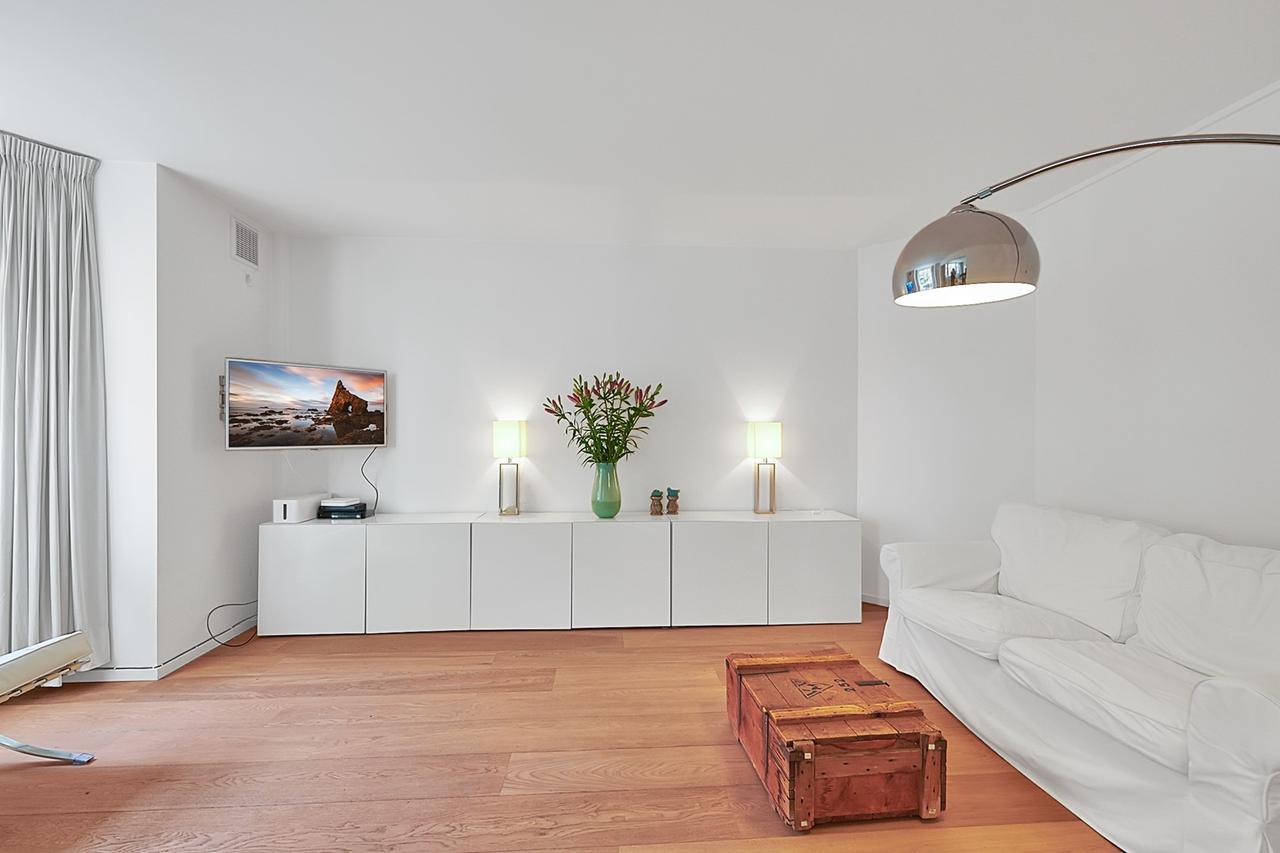 Gemeubileerd appartement in Stadionbuurt - Afbeelding 1