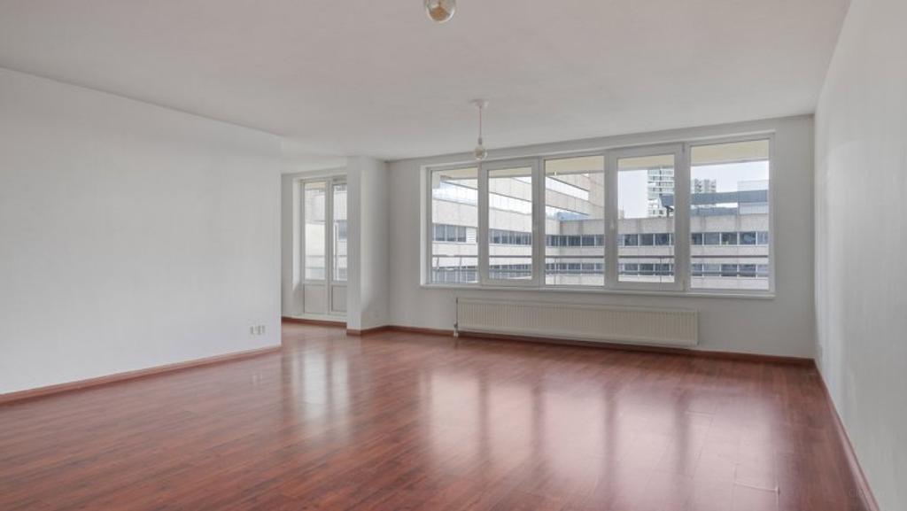 Penthouse met balkon aan de Amstel - Afbeelding 1