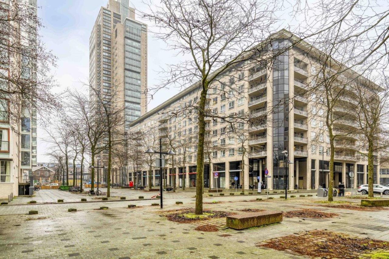 Penthouse met balkon aan de Amstel - Afbeelding 14