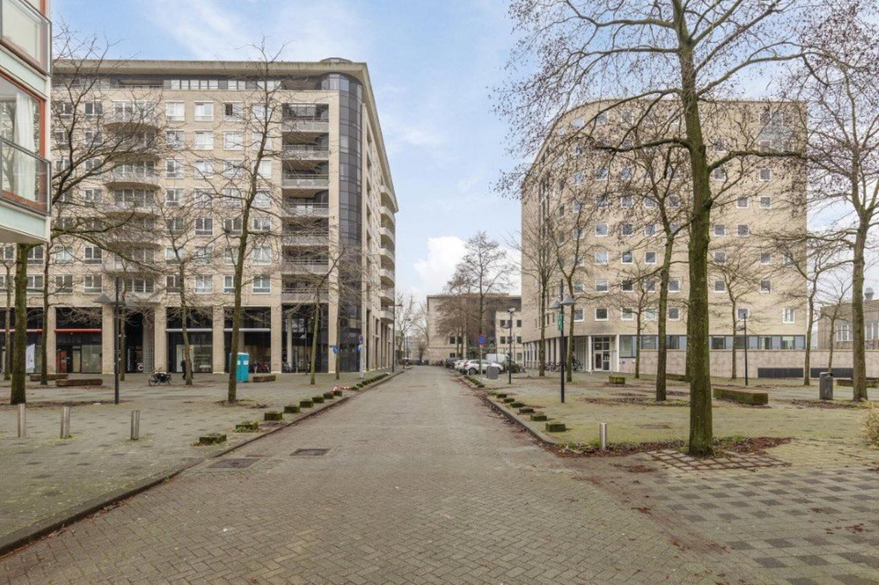 Penthouse met balkon aan de Amstel - Afbeelding 16