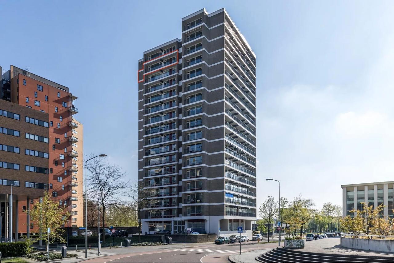 Wonen op de 15e met 2 balkons in Heerlen - Afbeelding 2