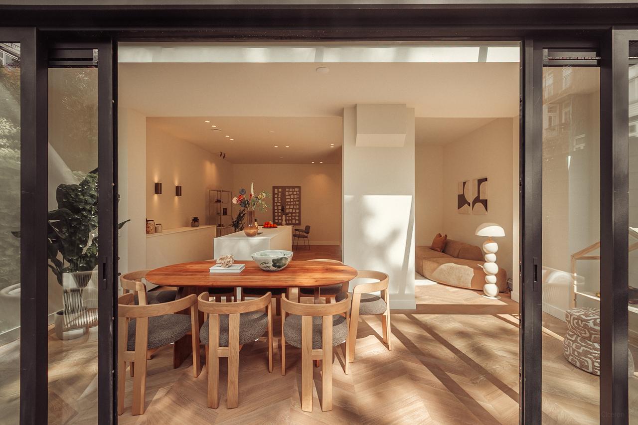 258 m² wonen met tuin in Oud-Zuid - Afbeelding 1