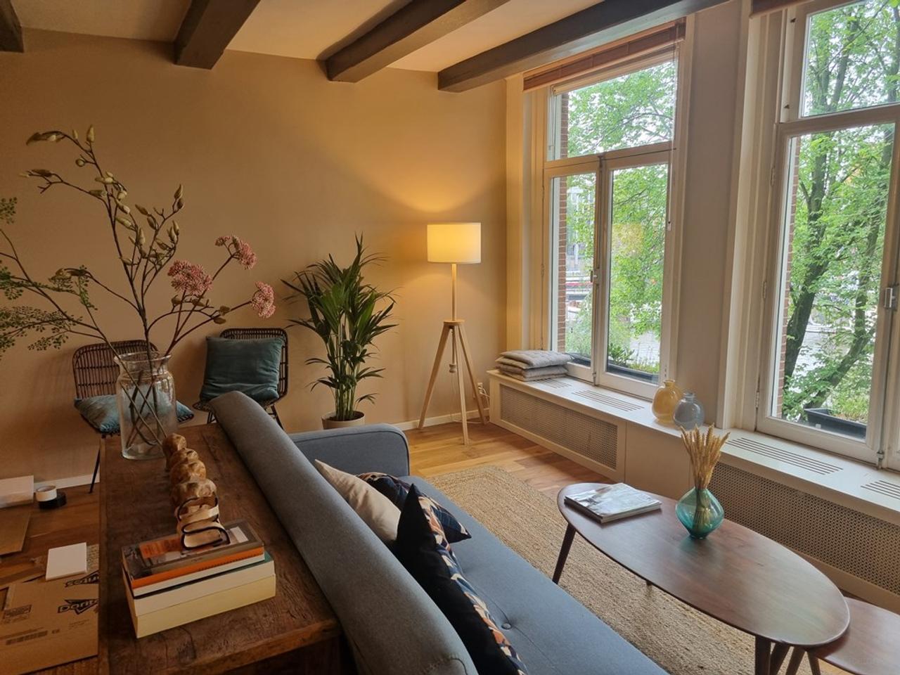 Licht 2-kamerappartement aan de gracht - Afbeelding 13