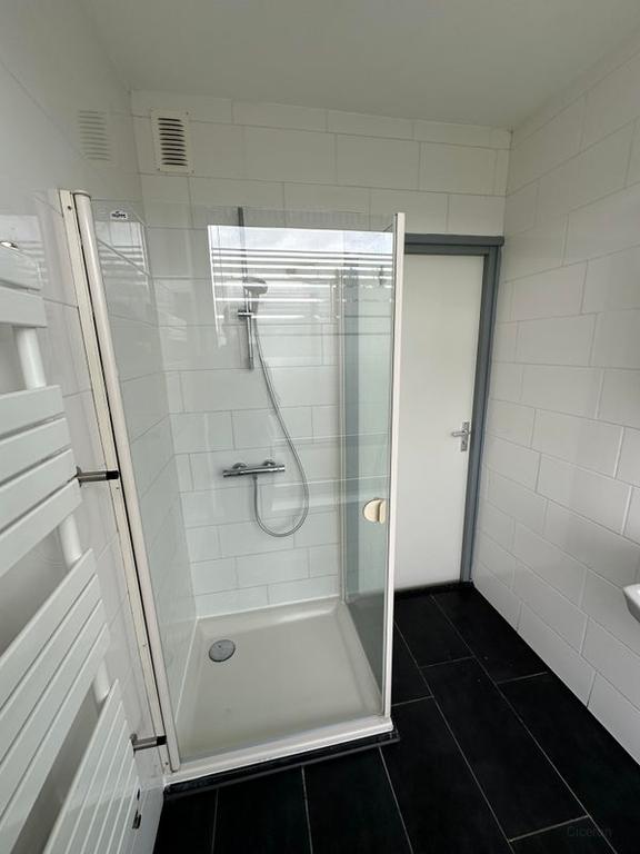 Tussenwoning met 5 slaapkamers en tuin - Afbeelding 11