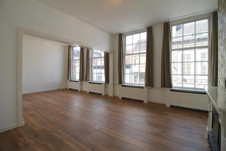 140 m2 apartment with large roof terrace - Image 3
