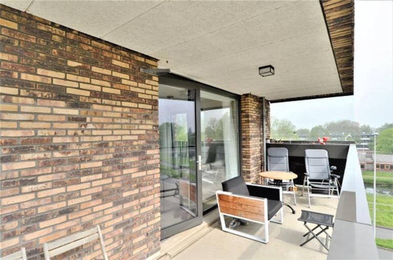 Corner apartment with balcony in Noord - Image 7