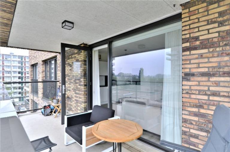 Corner apartment with balcony in Noord - Image 10