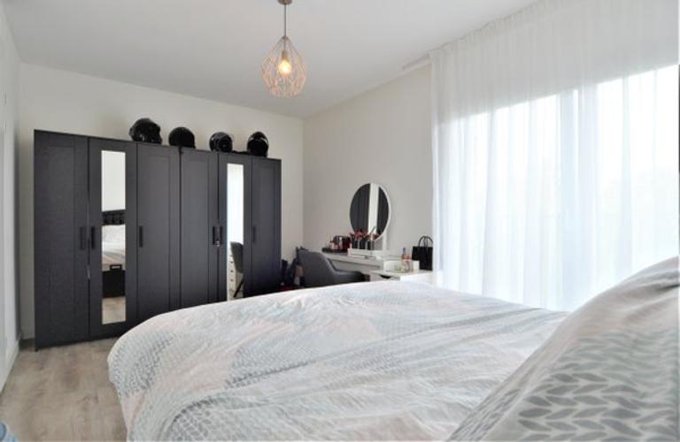 Corner apartment with balcony in Noord - Image 21