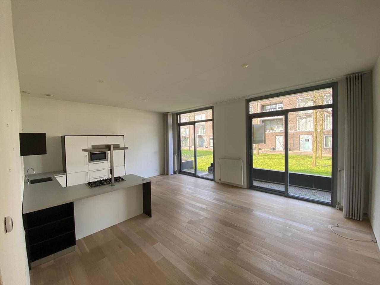 100 m² appartement met terras - Afbeelding 3