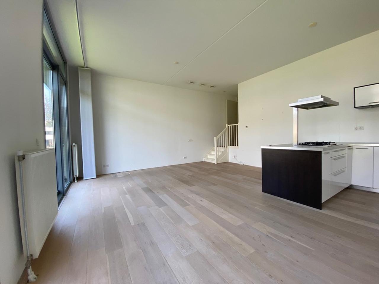 100 m² appartement met terras - Afbeelding 4
