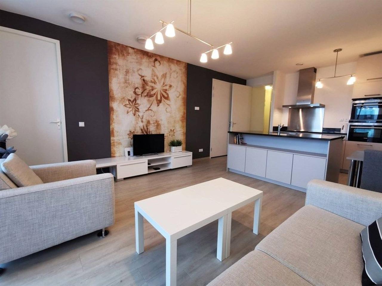 Furnished 2-bedroom apartment in Calypso - Image 8