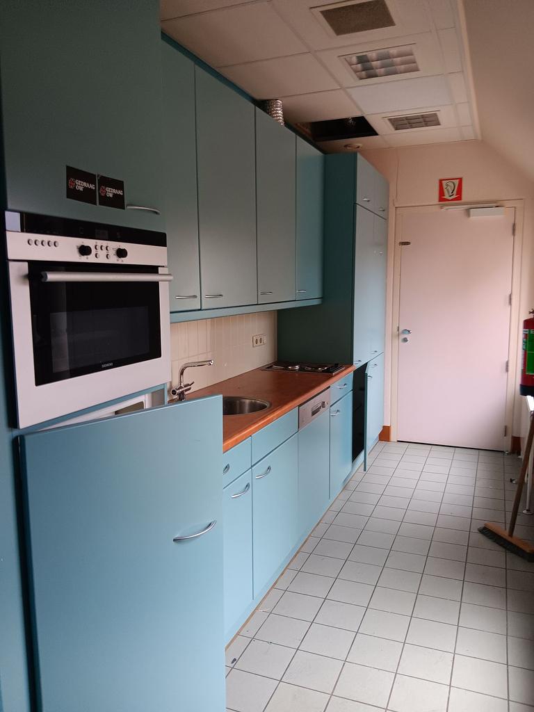 Anti-squat living space of 40 m² in Horst - Image 1
