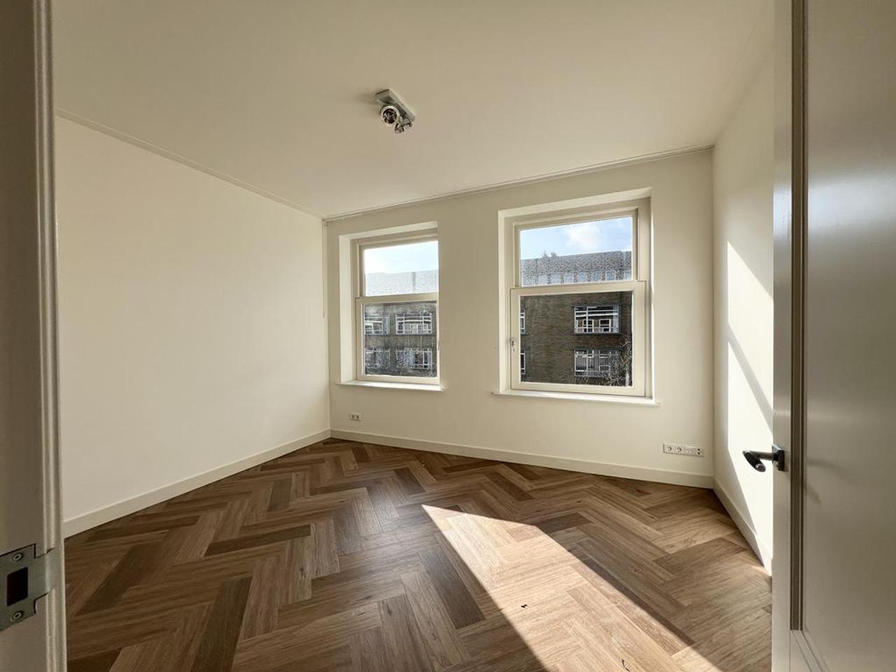 117 m² met 3 slaapkamers en balkon - Afbeelding 7