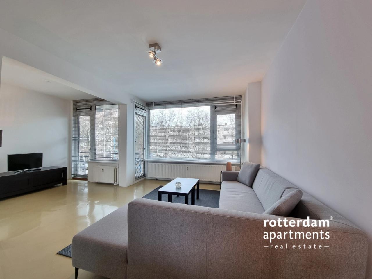 134 m² with 3 balconies in Stadsdriehoek - Image 1