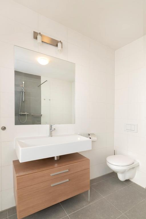 Penthouse with 70 sqm Rooftop Terrace - Image 25