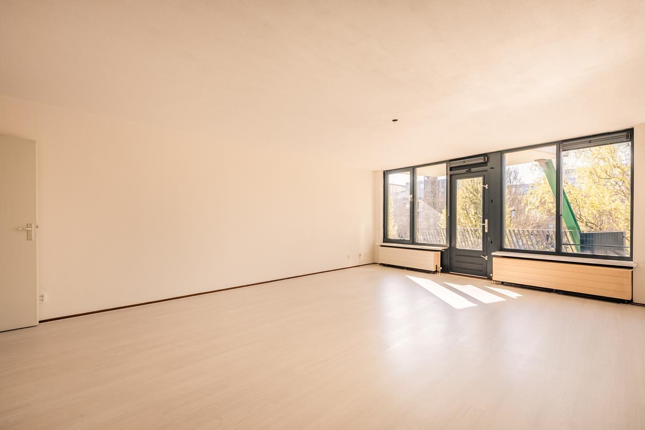 3-kamer appartement met balkon - Afbeelding 1
