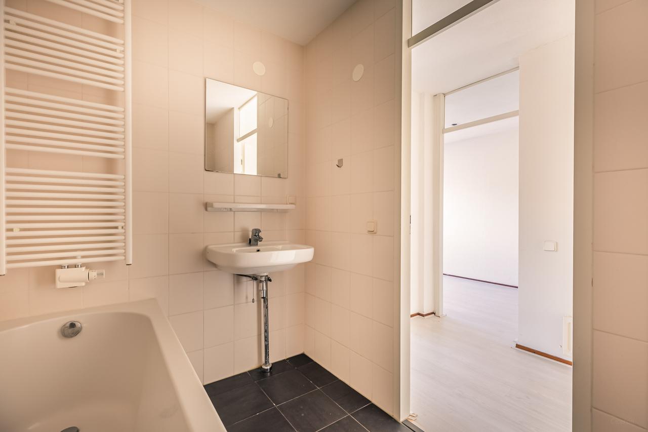 3-kamer appartement met balkon - Afbeelding 9