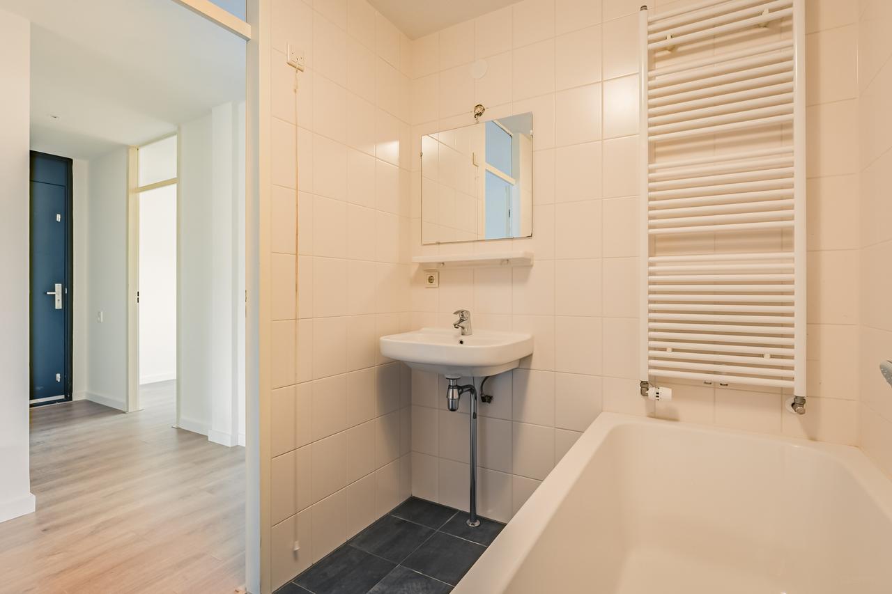 Licht 3-kamerappartement met balkon - Afbeelding 6