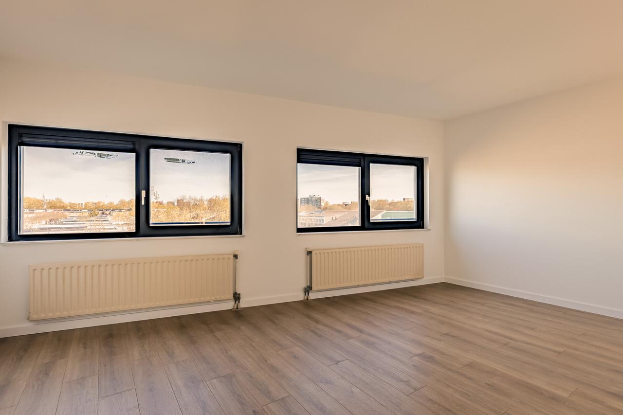 Licht 3-kamerappartement met balkon - Afbeelding 7