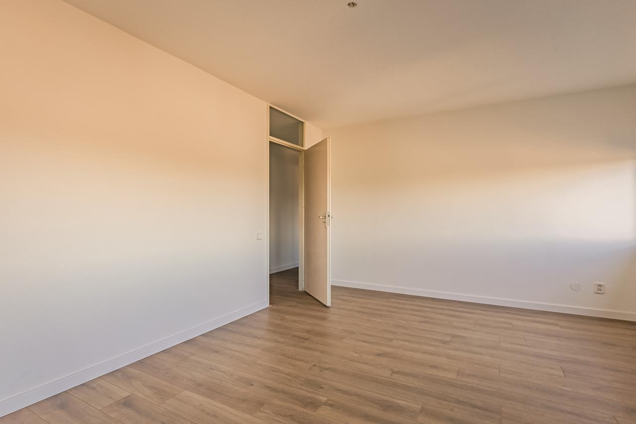 Licht 3-kamerappartement met balkon - Afbeelding 8