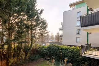 Licht 3-kamerappartement met balkon