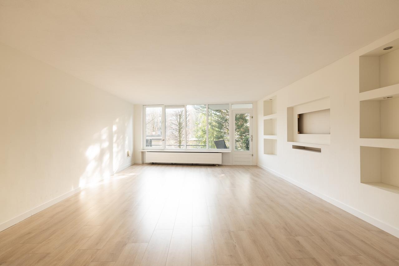 Licht 3-kamerappartement met balkon - Afbeelding 2