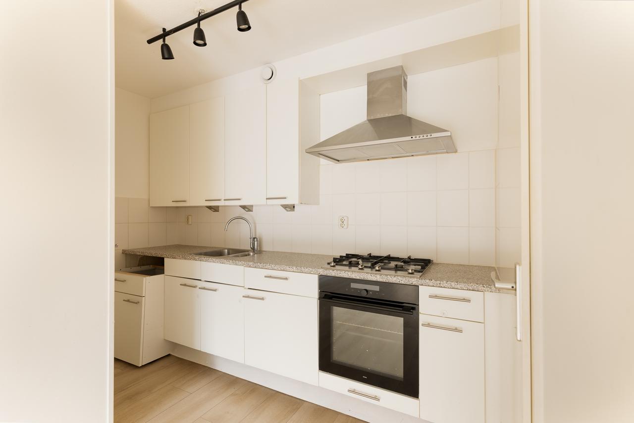 Licht 3-kamerappartement met balkon - Afbeelding 6
