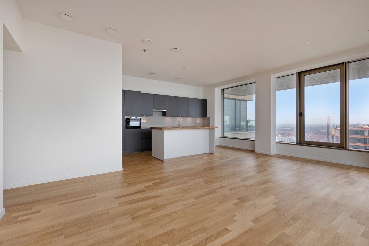 150 m² op de 28e met balkon - Afbeelding 2